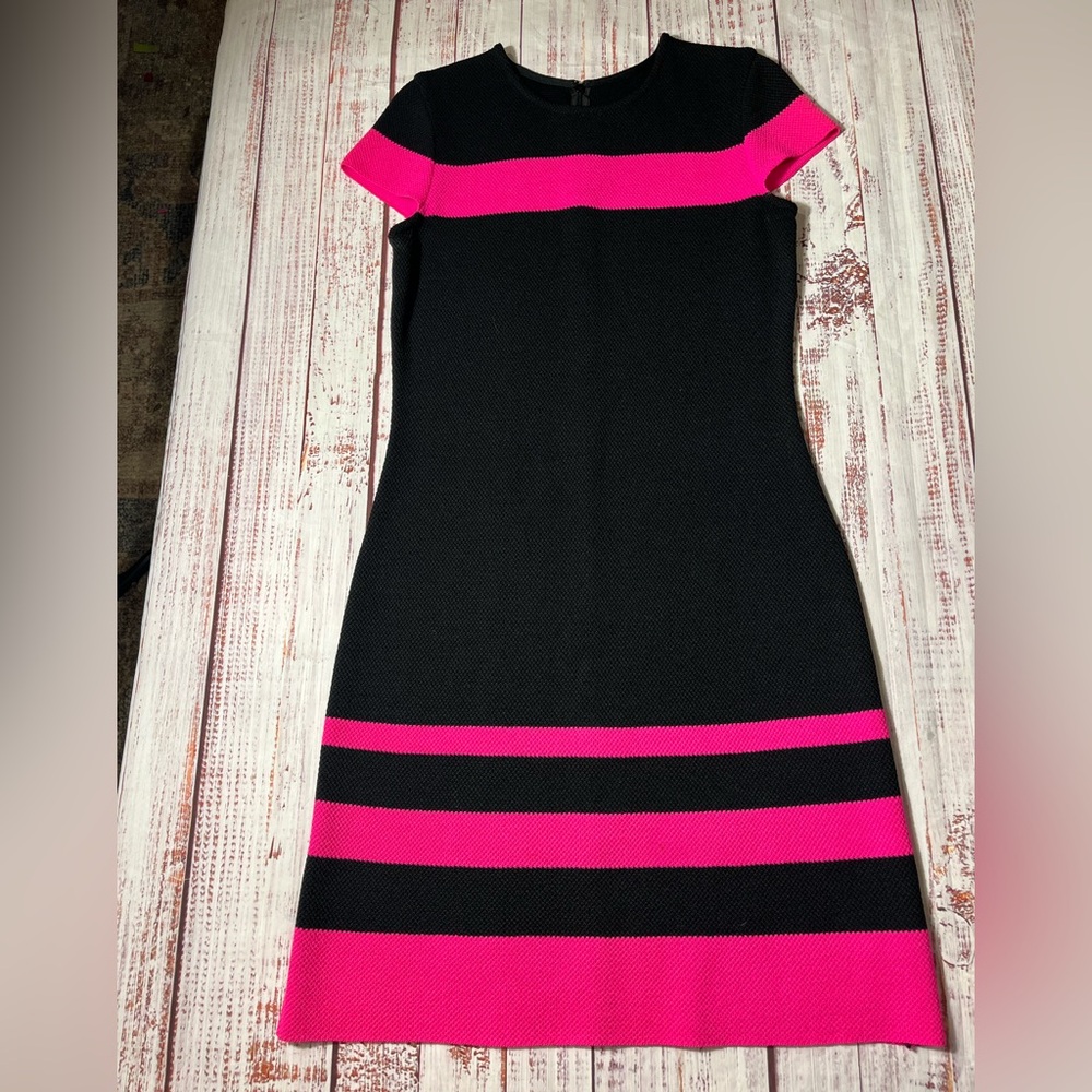 St. John Black and Hot Pink Color Block Santana Knit Wool Blend  Midi Sheath